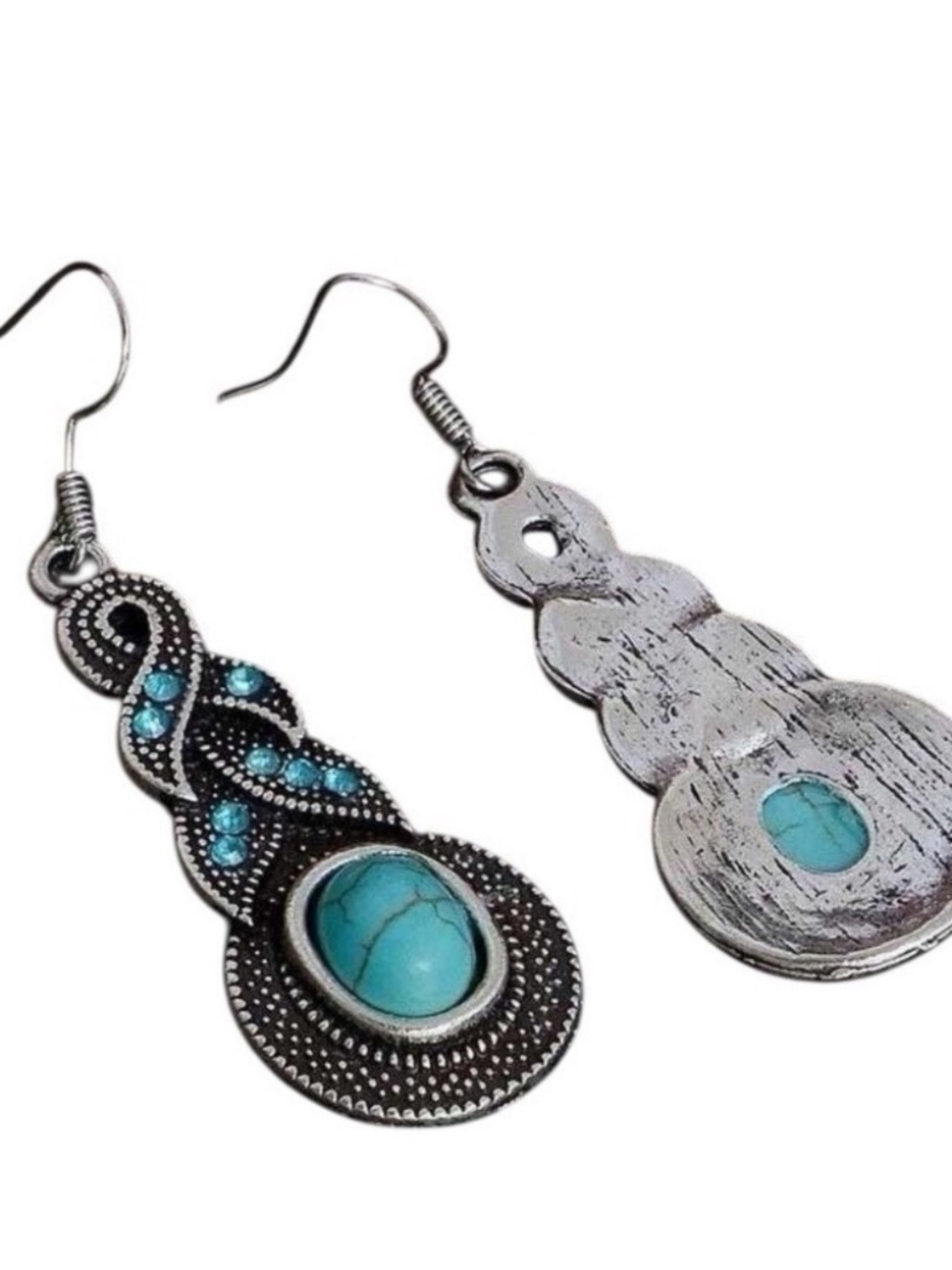 NWT Dangle Earrings - Picture 3 of 4
